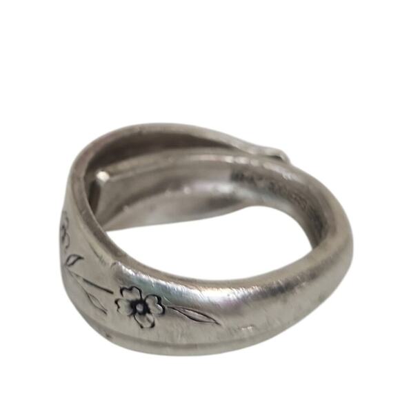 Springtime Rogers Bros 1957 Spoon Ring - Picture 4 of 5